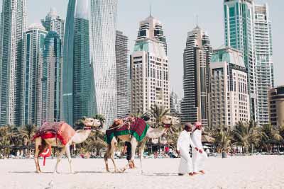 Vapers on Dubai Beach